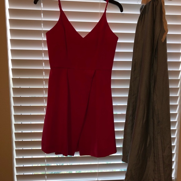 Dress - Picture 3 of 5